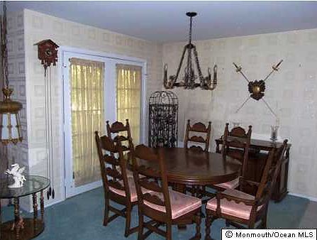 2nd image of 820 Liverpool Circle #C