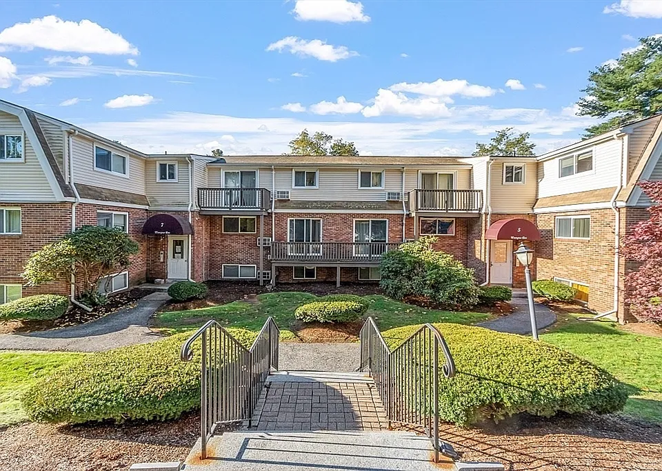 5 Wampus Ave #4