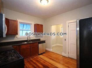 8 Reddy Ave #2, Hyde Park, MA 02136