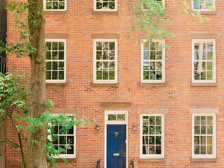 130 Charles St #THS — Photo 43