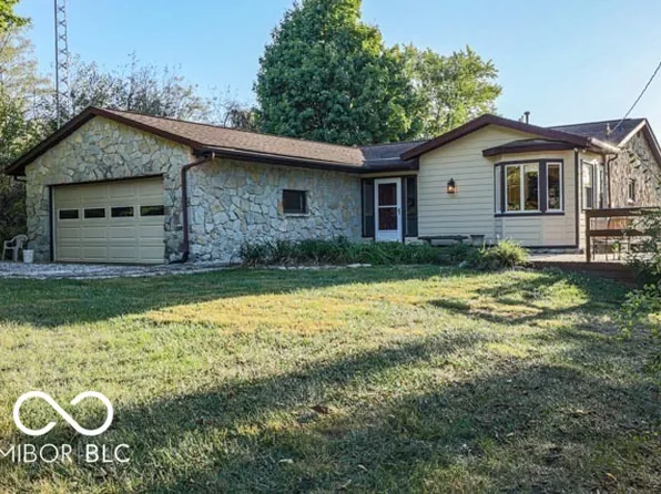 1929 E Overcoat Rd, Crawfordsville, IN 47933