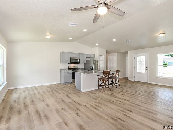 4th image of 1622 W Gainsboro Ln