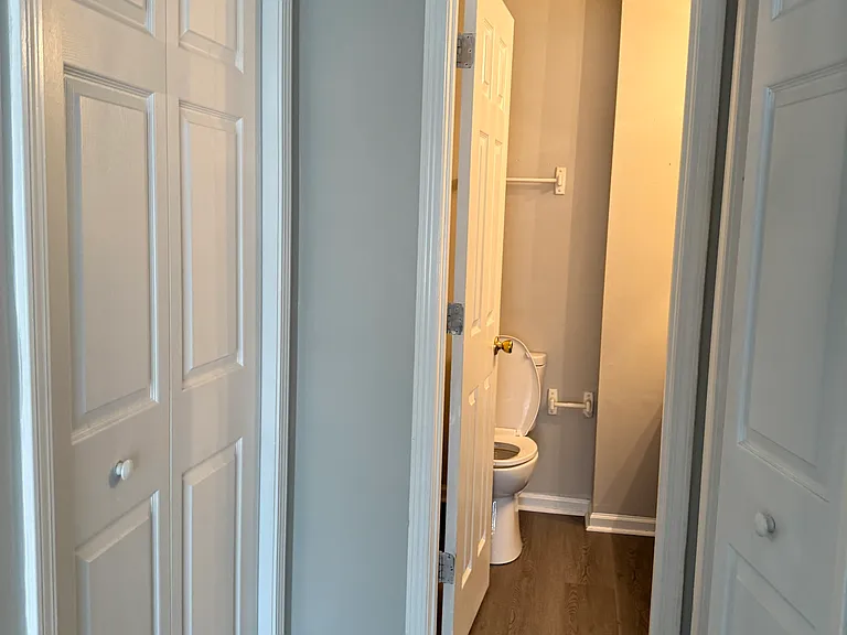 816 Westbrook Ct — Photo 16