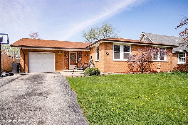 1st image of 16468 Craig Dr