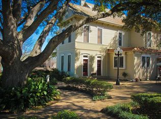 502 N Travis Ave, Cameron, TX 76520