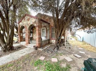1107 W Fox St, Carlsbad, NM 88220