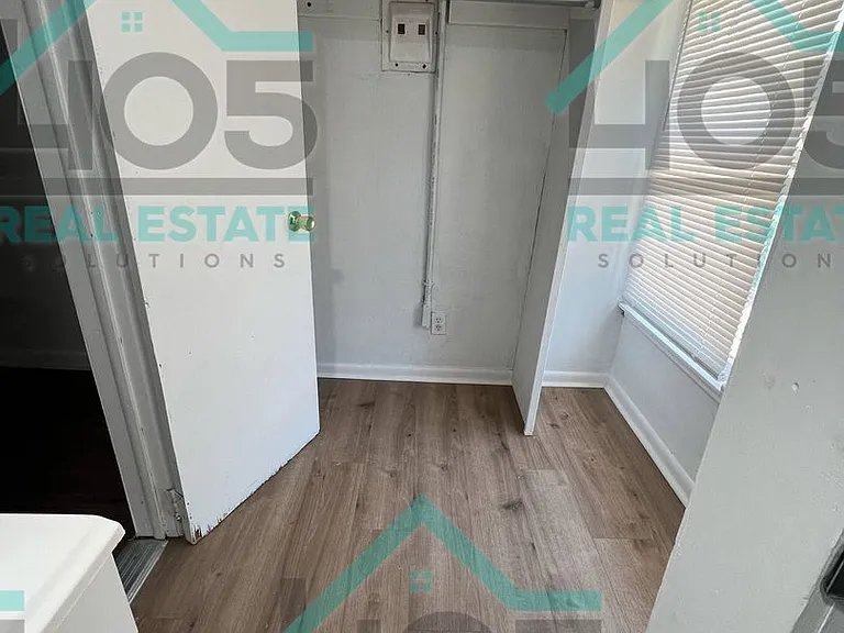 2125 SW 26th St. — Photo 8