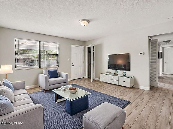 5th image of 5715 HILLMAN Drive