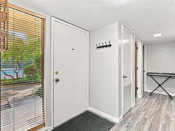 4th image of 750 Lincoln Rd APT 47