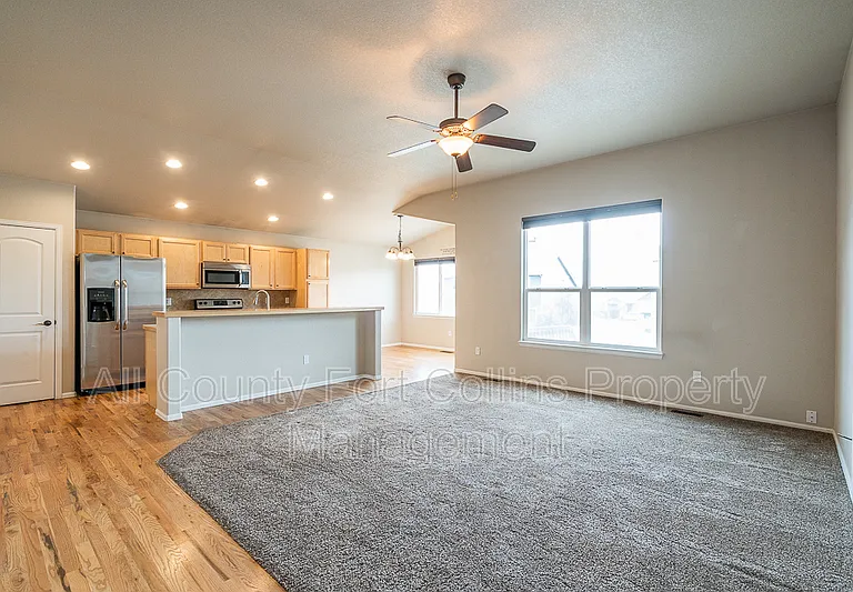 3394 Butternut Ln — Photo 8