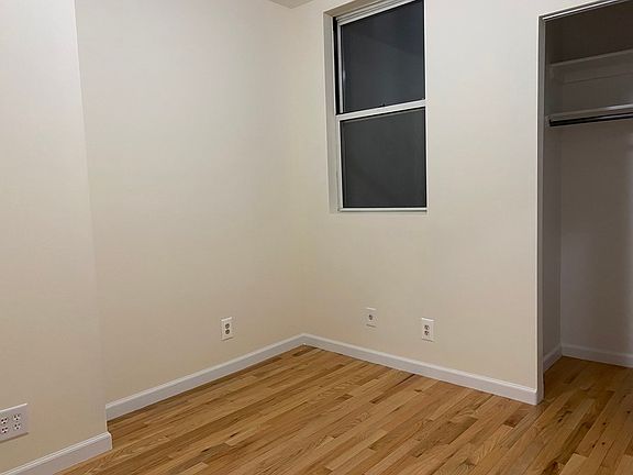 5th image of 109 E 2nd St #10