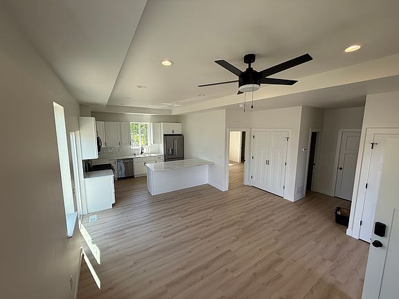 2nd image of 358 W Ashbrook Dr #1