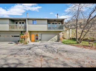 4700 N Bitterbrush Dr, Boise, ID 83703