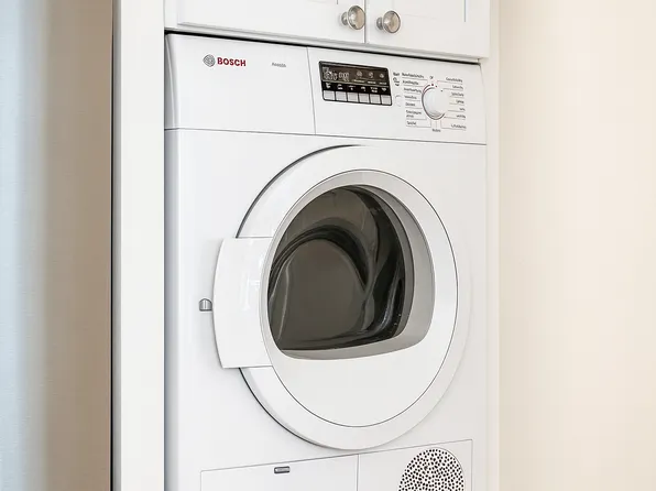 364 Lincoln Place image 7 of 9