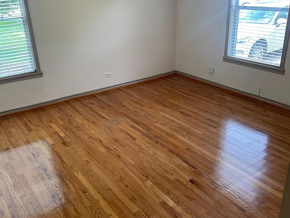 2nd image of 8511 Glencrest Ln