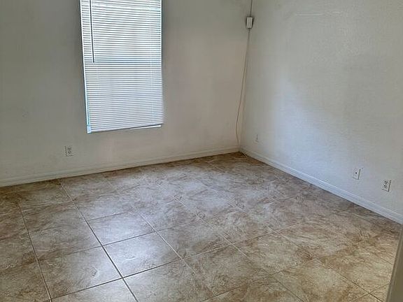 4th image of 821 5th St
