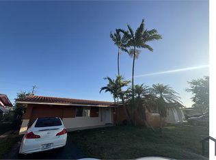8511 NW 11th St, Hollywood, FL 33024