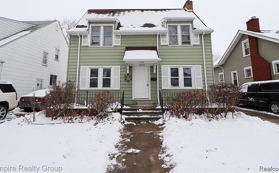 1st image of 21546 Tenny St