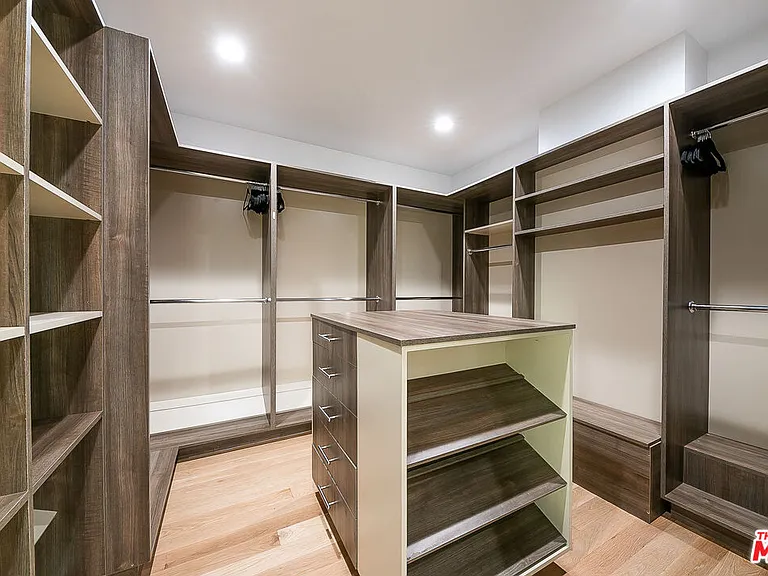 419 N Edinburgh Ave — Photo 22