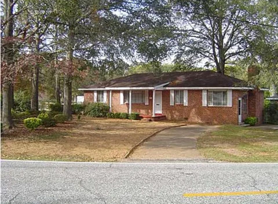1st image of 303 Hillside Rd
