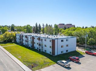 9807 108th Ave #101, Grande Prairie, AB T8V 1N5