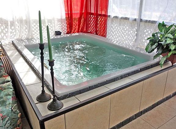2nd image of 6018 Timberwood Cir APT 215