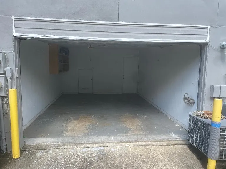 815 W Pensacola St #7 — Photo 25