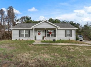 112 Hickory Ln, Carrollton, GA 30116