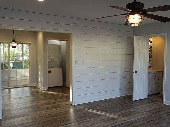 2nd image of 17 Pirates Cove Dr