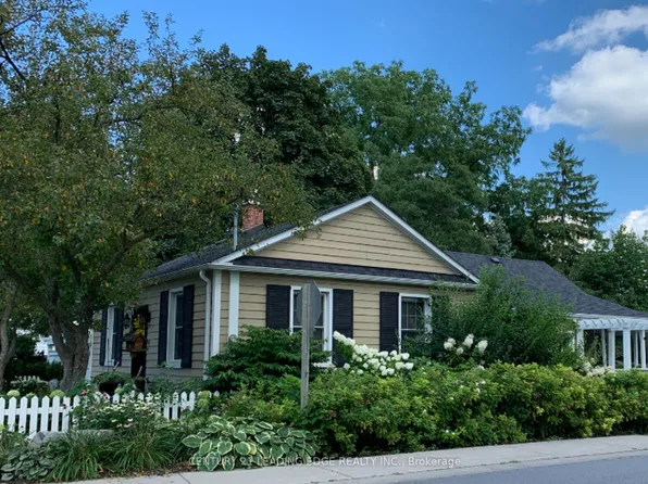 49 Church St, Markham, ON L3P 2M1