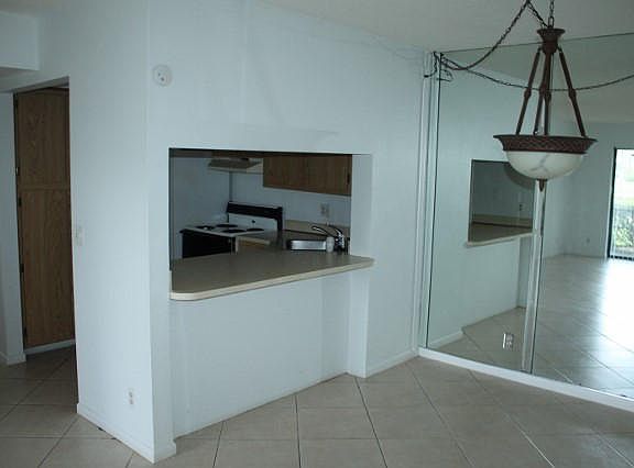 5th image of 1111 Green Pine Blvd APT G1