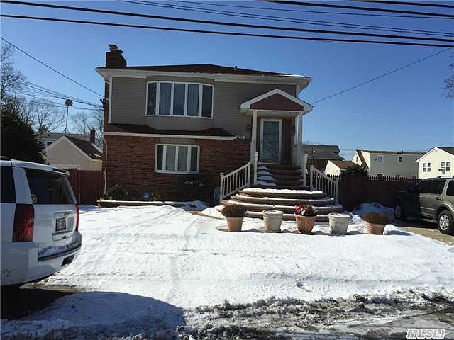 1st image of 275 Verazzano Ave