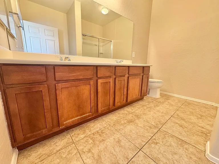 6868 Sky Pointe Dr #2139 — Photo 20