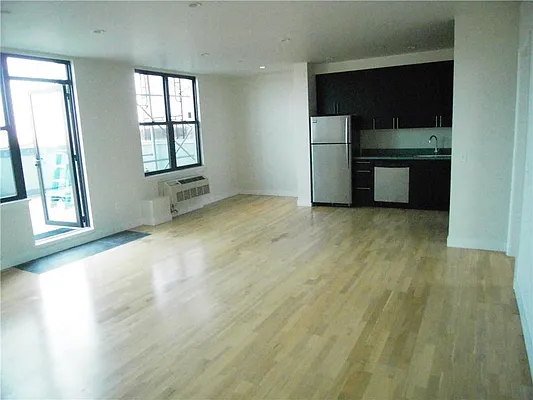 Rented by R New York | media 19