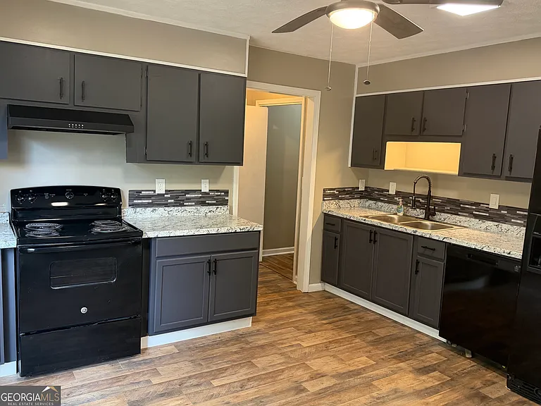 1116 Aspen Log Pl — Photo 6