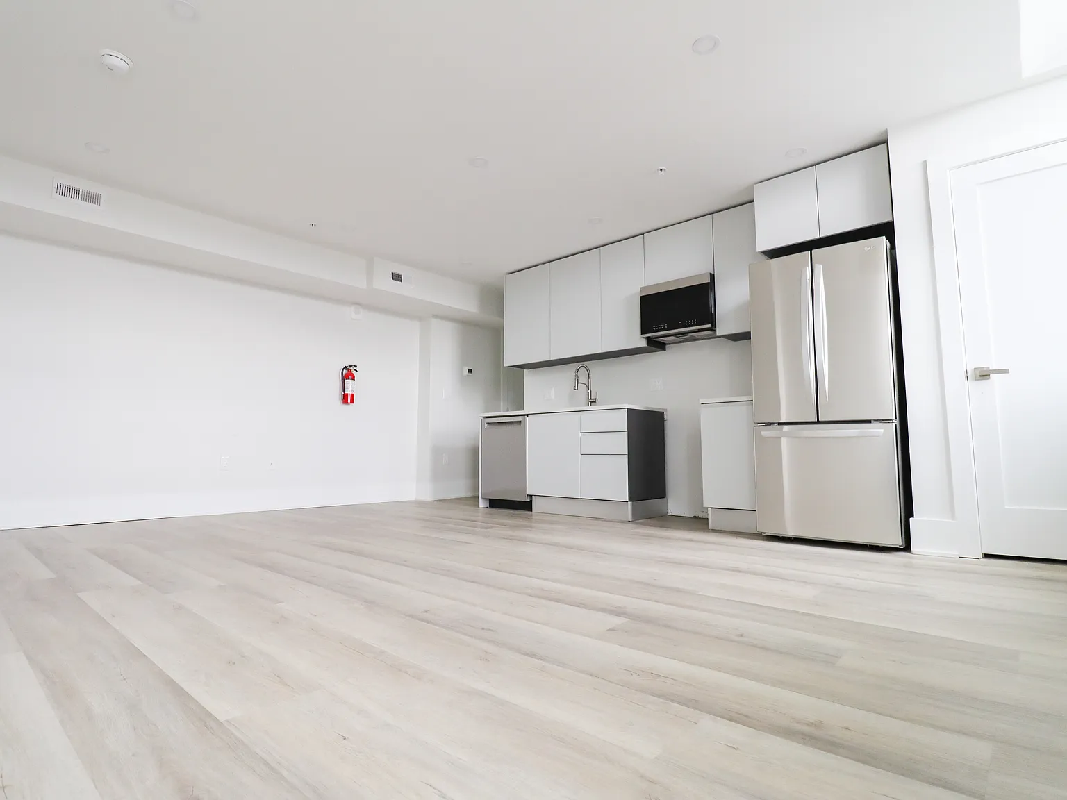 1 bed, 700 sqft, $1,395 — Photo 4