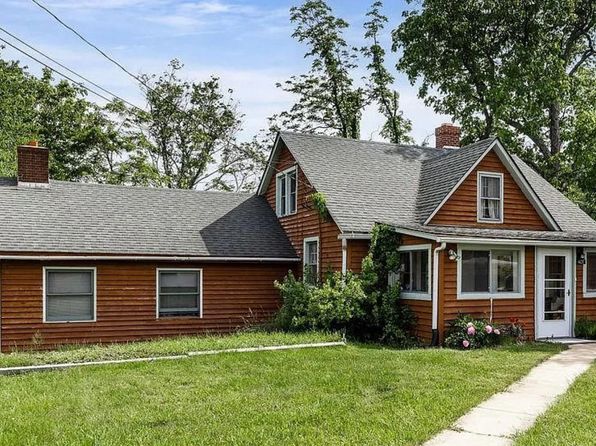 401 E Main St, Monterey, VA 24465