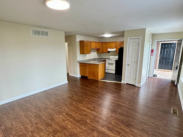 161 Elkhorn Meadows Dr #B — Photo 8
