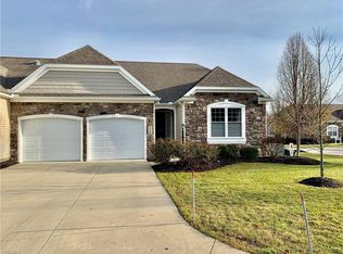 179 Hunter Pkwy, Cuyahoga Falls, OH 44223