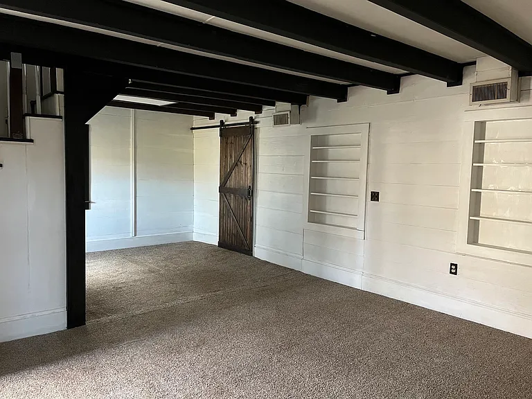 5221 Williard Rd — Photo 2