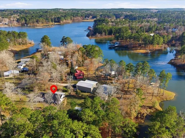 172 Mockingbird, Burkeville, TX 75932