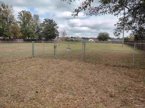 6570 Blue Angel Pkwy, Pensacola, FL 32526