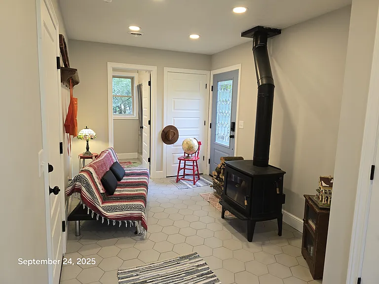 416 S Eberhart Rd — Photo 26