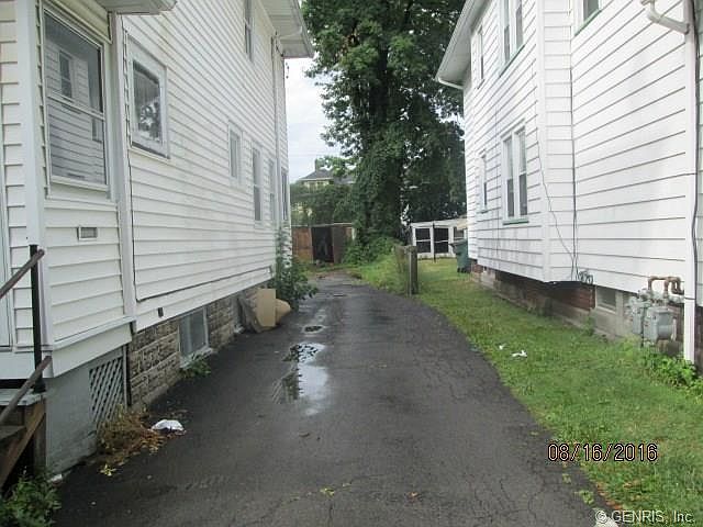 2nd image of 358 Ravenwood Ave