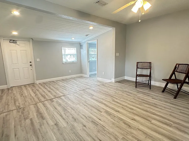 1329 NW 3rd Ave — Photo 8