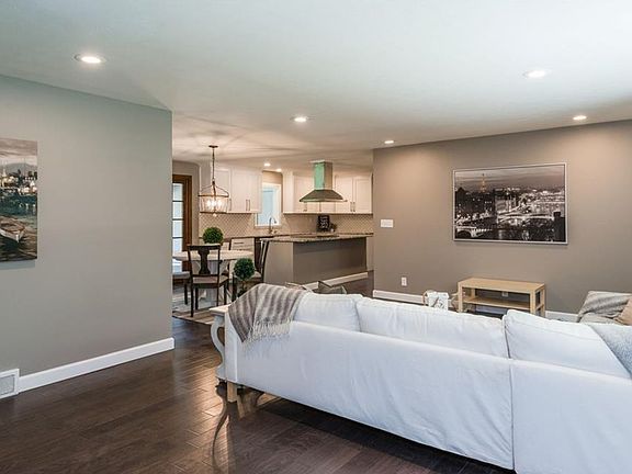 1025  Tralee Trail Beavercreek OH 45430