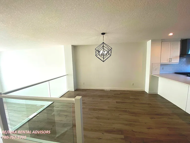 1007 Daniels Loop SW — Photo 8
