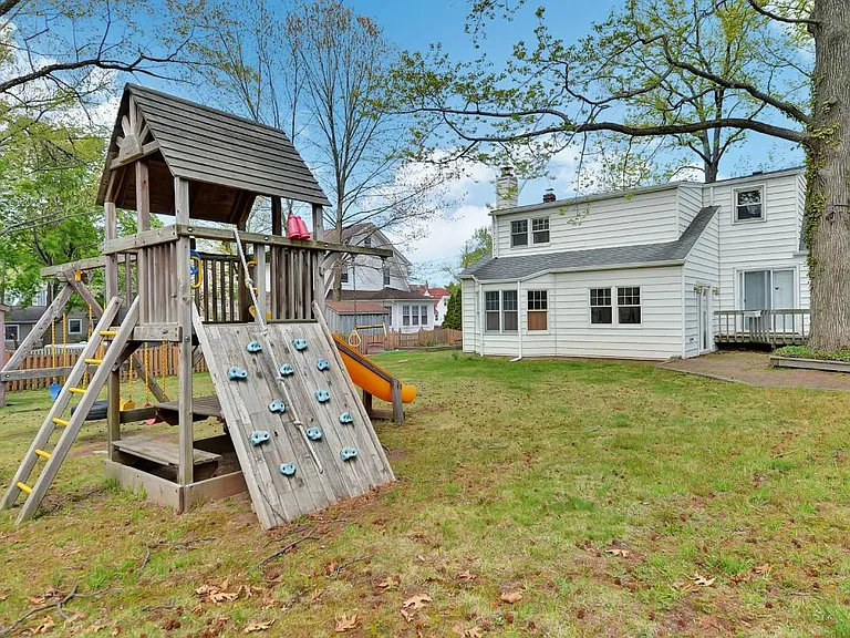 20 Pershing Pl — Photo 20