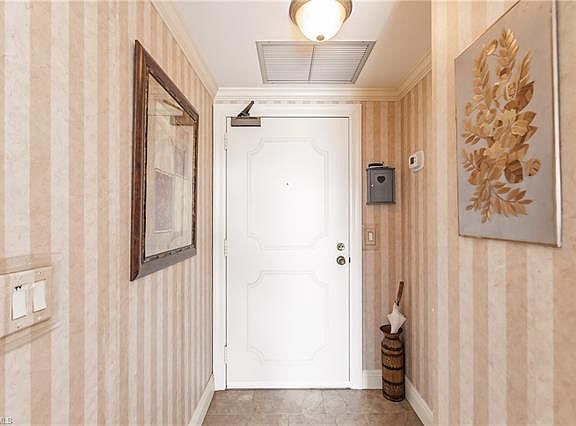 4th image of 58 N Collier Blvd APT 201