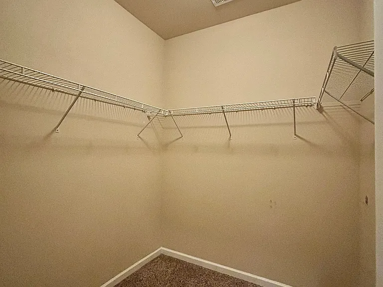 690 Oakside Pl — Photo 26